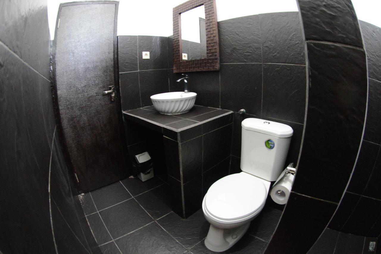 Relaxing Homestay Kuta  Экстерьер фото